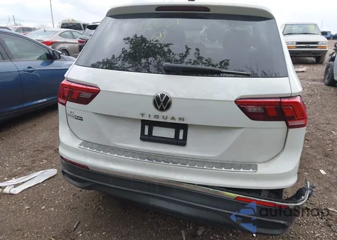 2022 Volkswagen Tiguan 2.0T Se из США, поврежденный, VIN 3VV3B7AX4NM125651